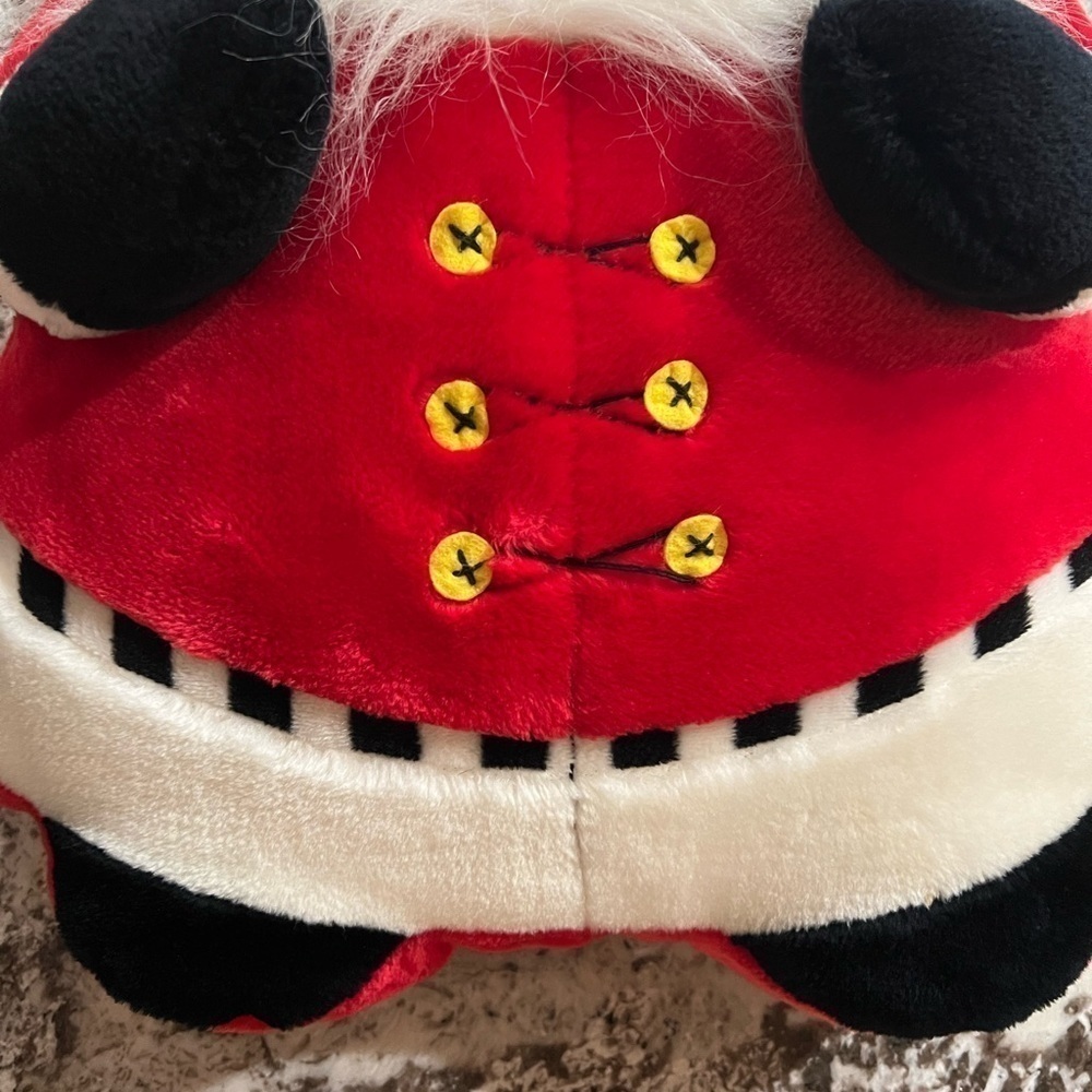 3/$25 KenTex Santa Soft Pillow - Picture 4 of 9
